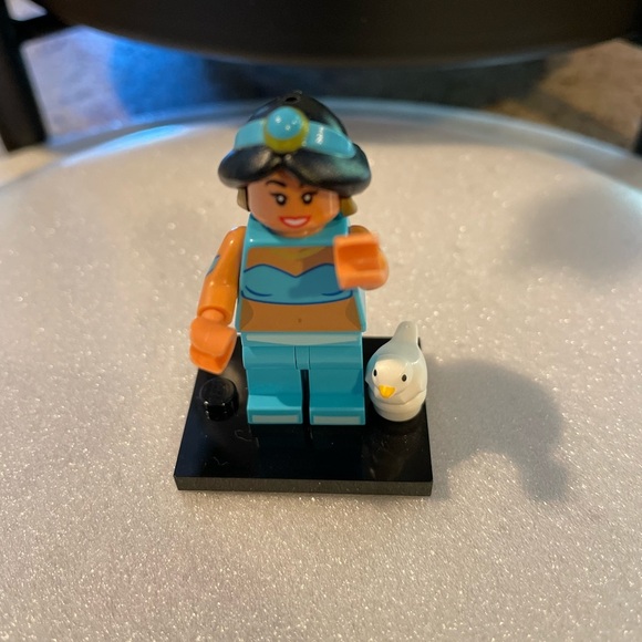 Disney Lego Minifigure “Jasmine” - Picture 1 of 5